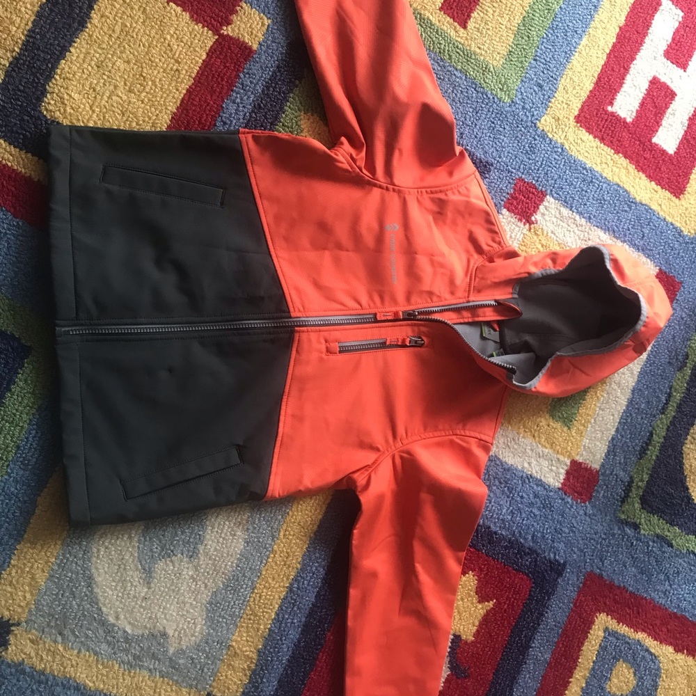 Brand new !!Boy jacket size 7/8